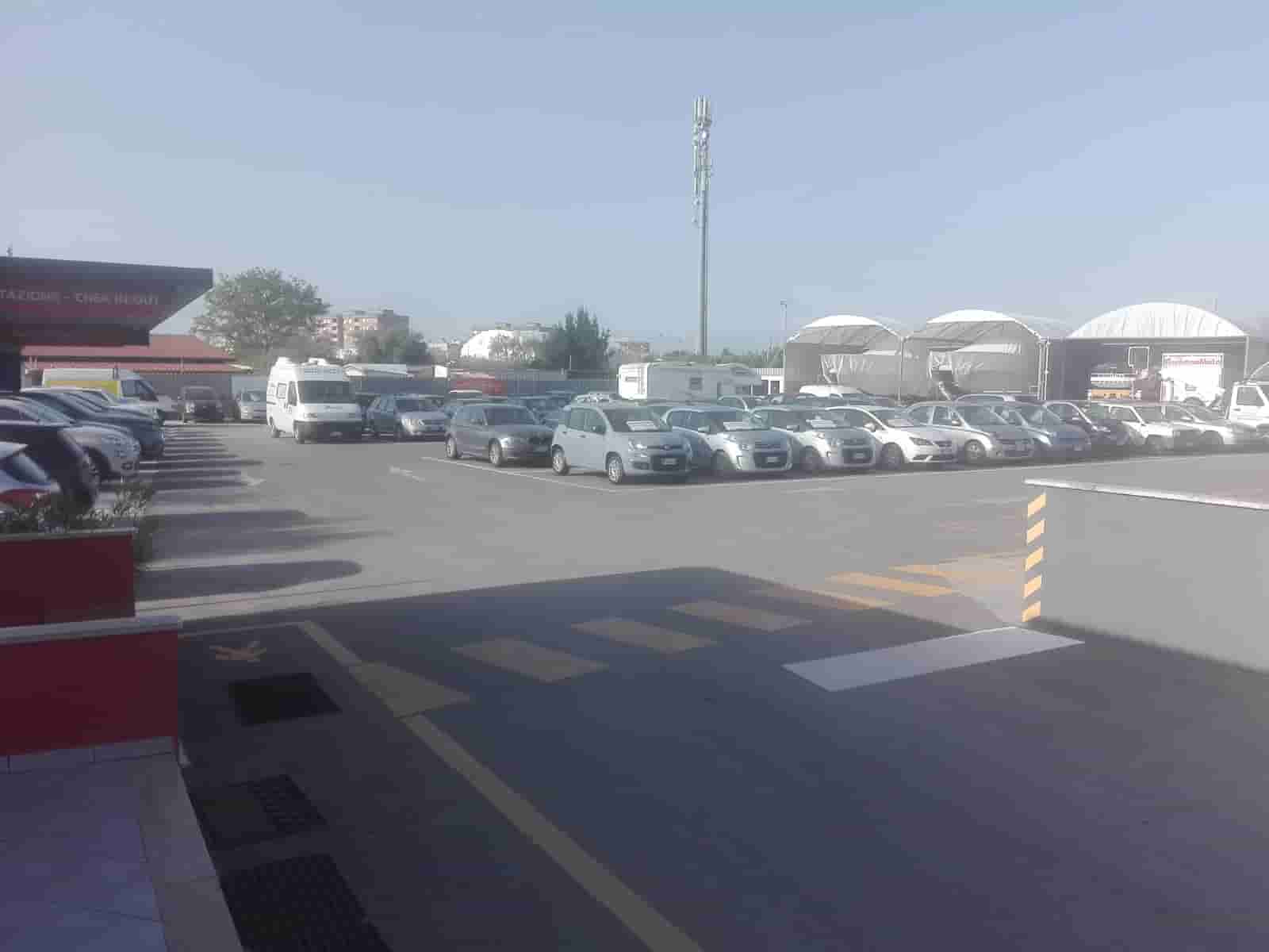 GM Park - Porto Terracina Posti auto all'aperto GM Park - Porto Terracina
